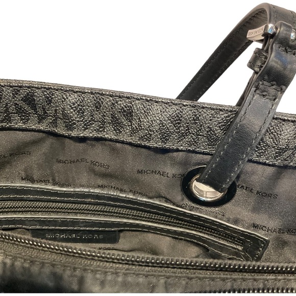 MICHAEL KOR JET SET BLACK GRAY SIGNATURE TOTE - Picture 5 of 10